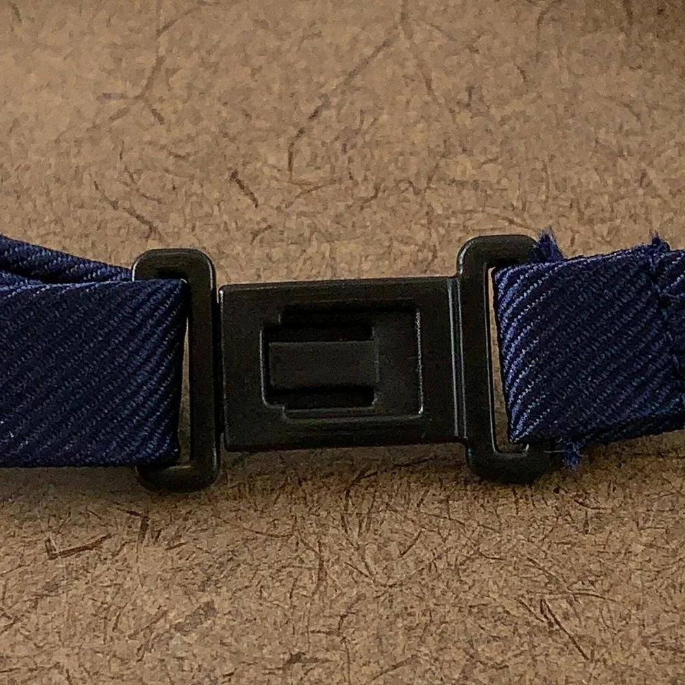 The Children's Place Boys Size 4-7 Tidal Blue Plastic Clipped Uniform Tie New